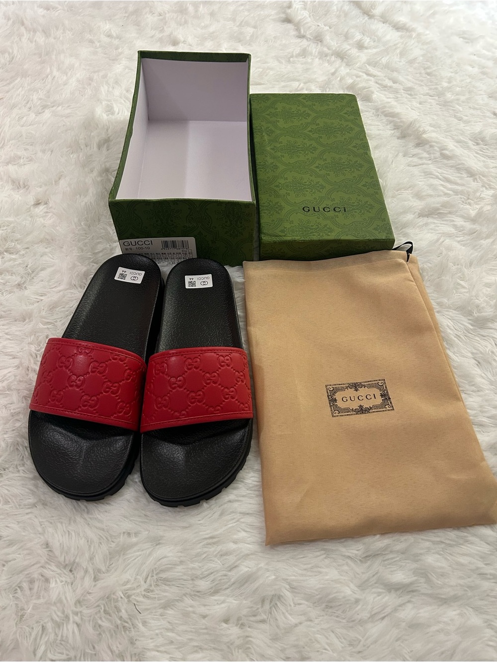 Gucci Men’s Black Footbed Red Embossed Logo Slides